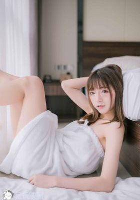美女把胸全部露出_DVD在线视频播放